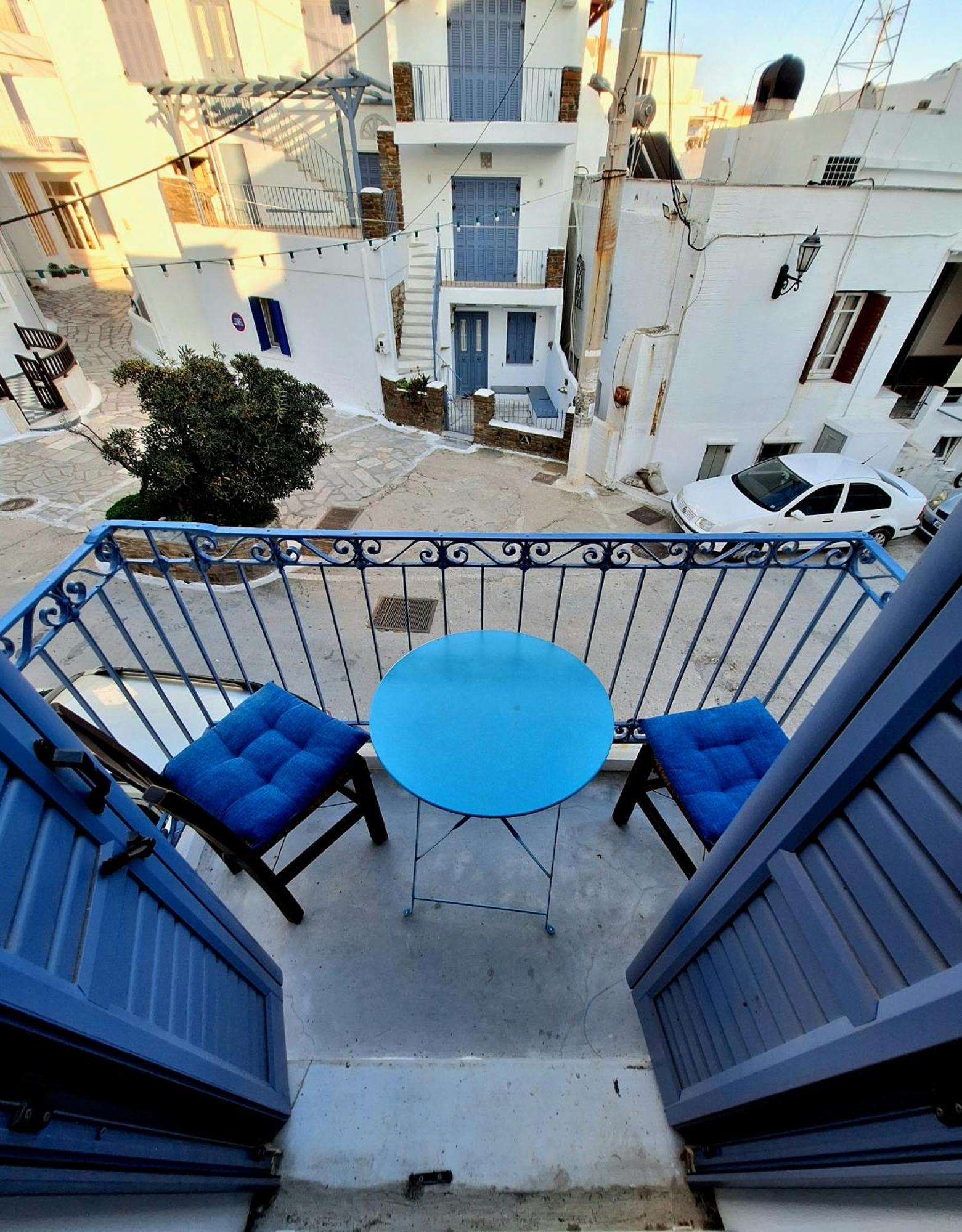 Gyzi 'S House Apartment Tinos Exterior photo