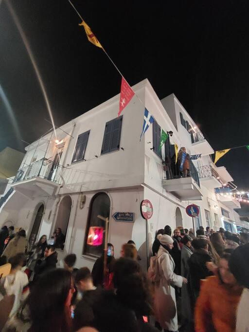 Gyzi 'S House Apartment Tinos Exterior photo